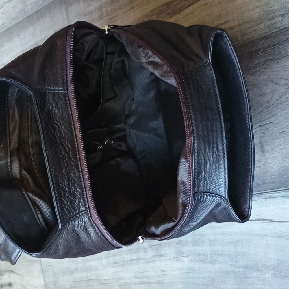 Osgoode Marley Elegant Dark Brown Leather Purse Backpack - Picture 10 of 16